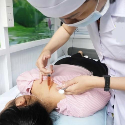 Thủy Châm Điều Trị Viêm Quanh Khớp Vai